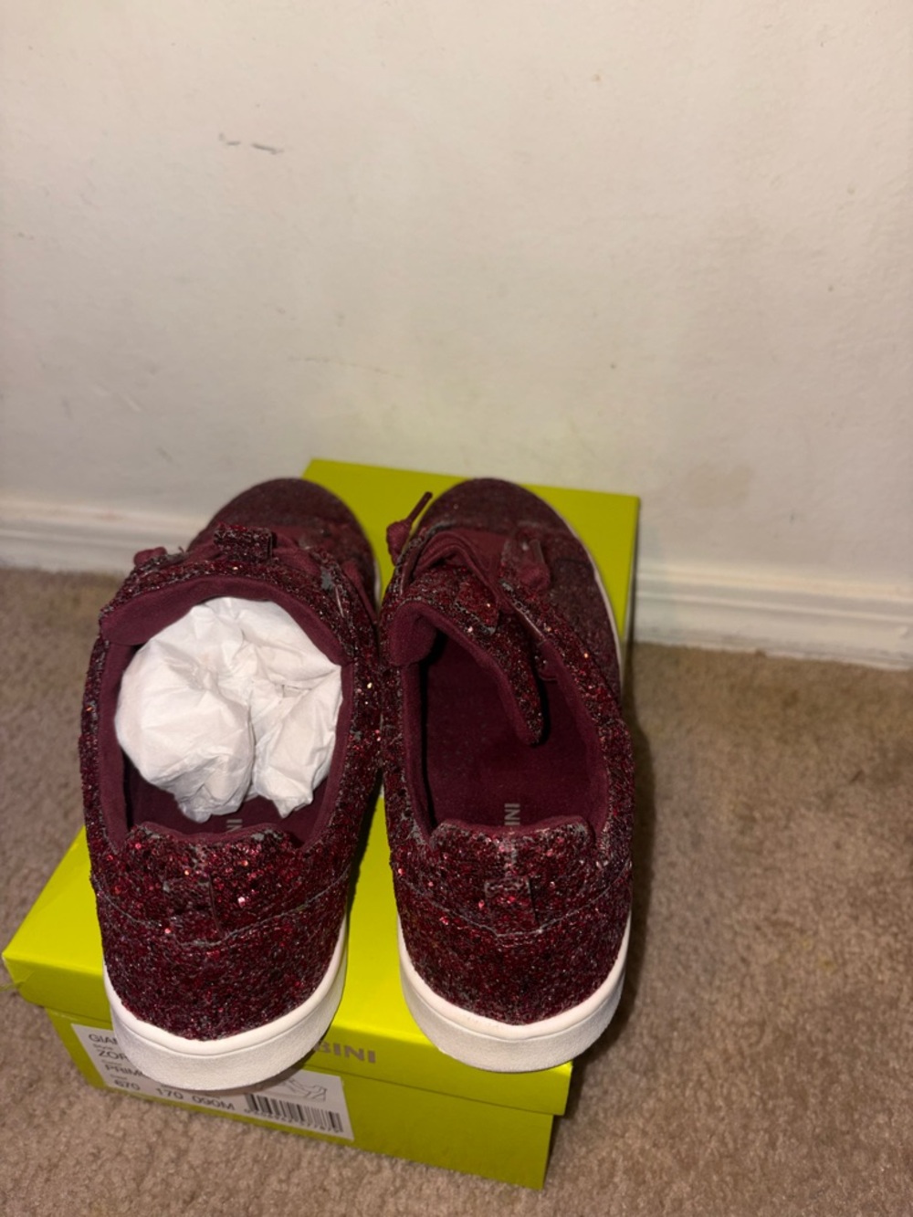 Gianni Bini Wine Glitter Low-Top Sneakers - Picture 3 of 7
